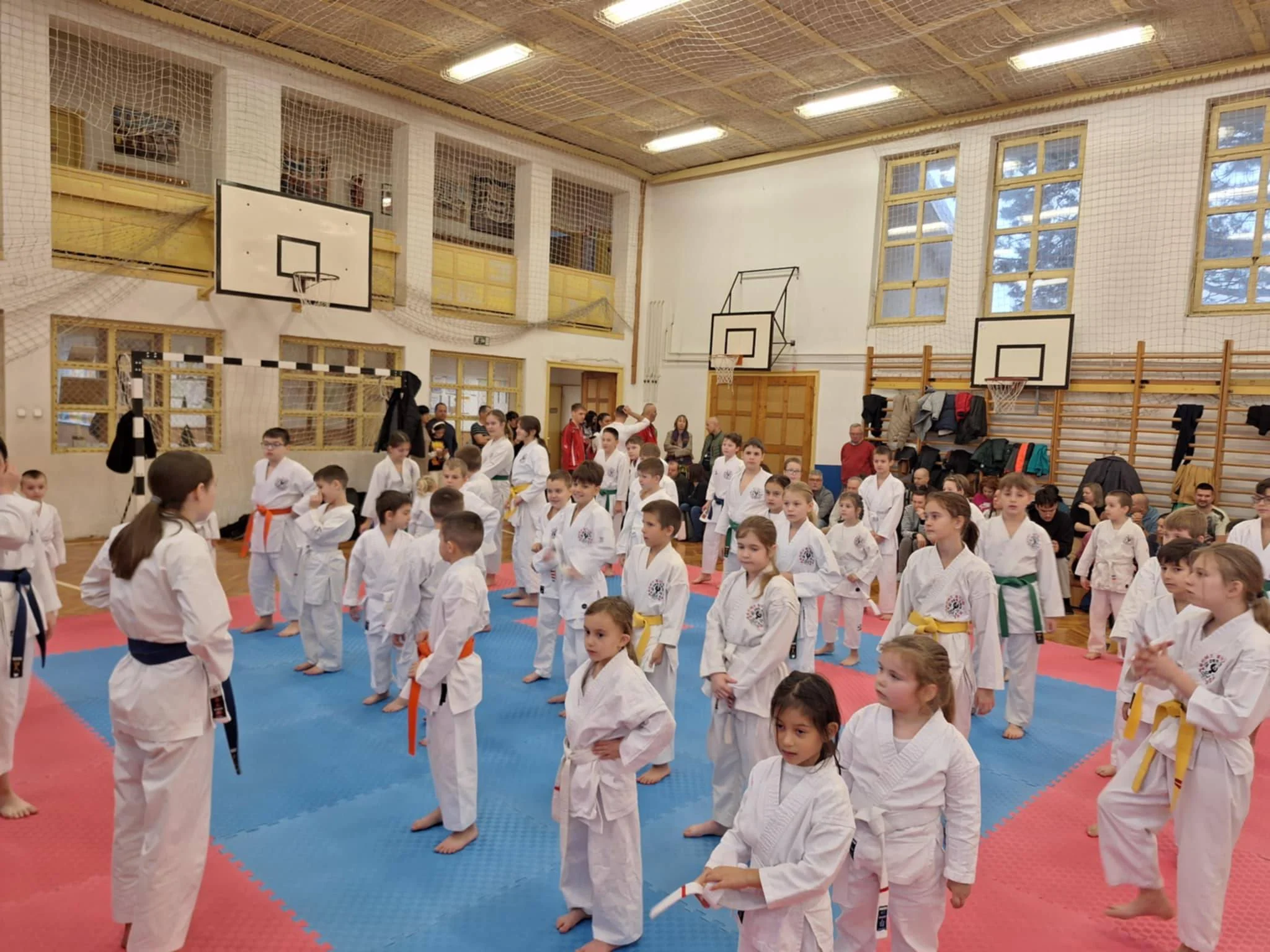 2025 december 6 bemelegites - DenShin